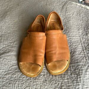 Born brown slip on sandals size 8